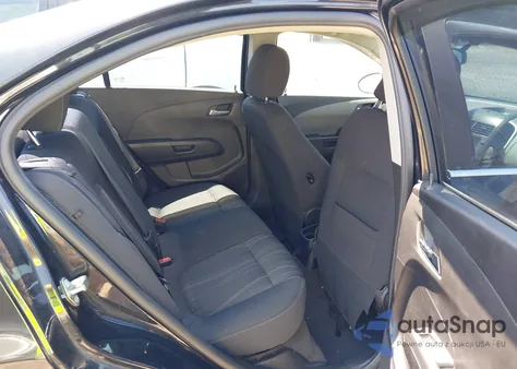 2015 Chevrolet Sonic Lt Auto из США, поврежденный, VIN 1G1JC5SH9F4206925